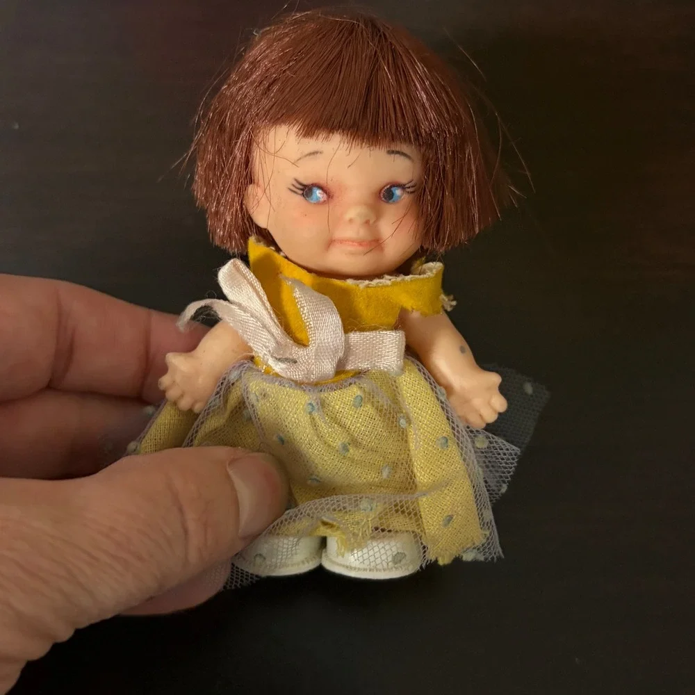 Vtg Pee Wee Pocket doll 4in Miniature Yellow Polka Dot Uneeda 1965